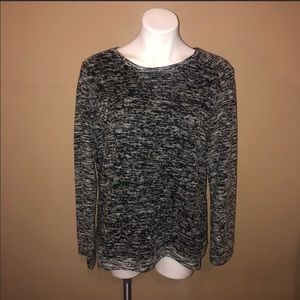 AT Loft black/white crew neck knitted sweater L